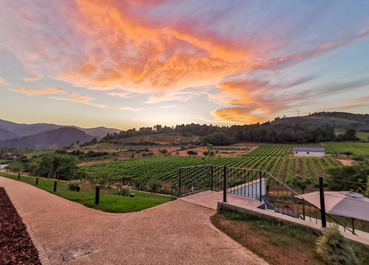 Boutique Finca Esencial Villafranca Del Bierzo Luaran gambar