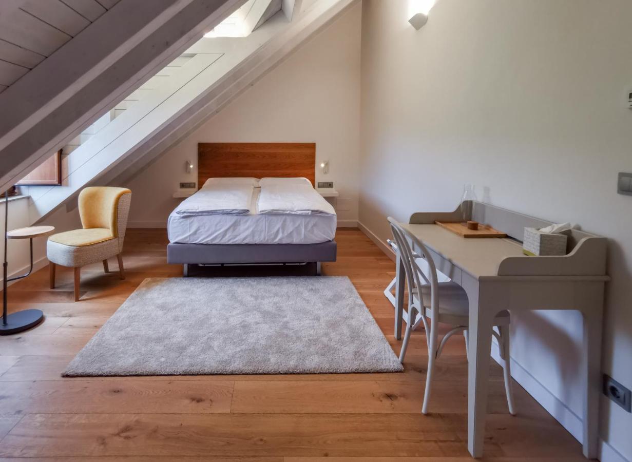 Boutique Finca Esencial Villafranca Del Bierzo Luaran gambar