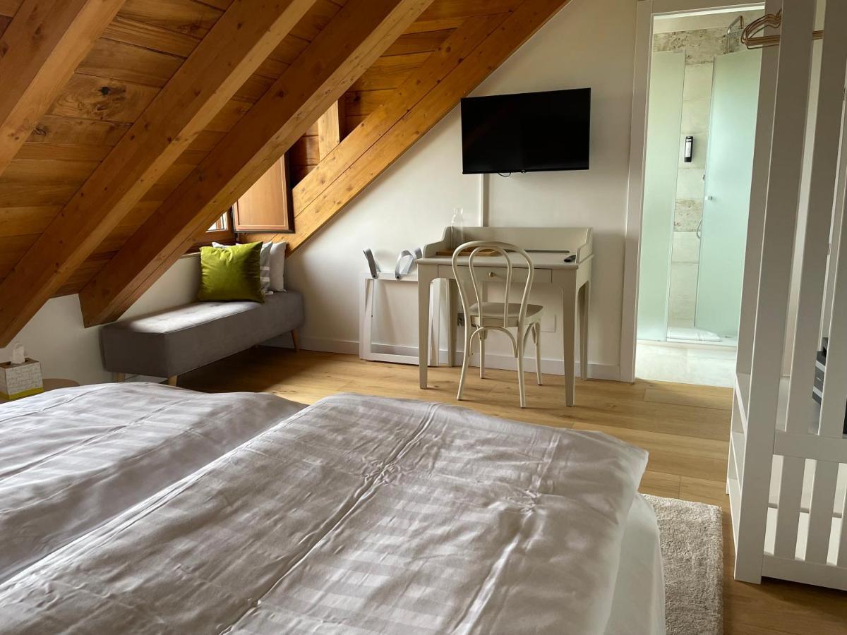 Boutique Finca Esencial Villafranca Del Bierzo Luaran gambar
