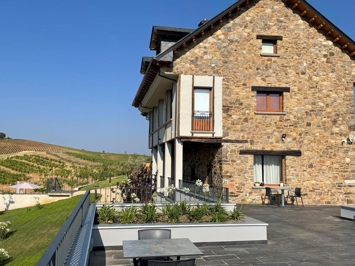 Boutique Finca Esencial Villafranca Del Bierzo Luaran gambar